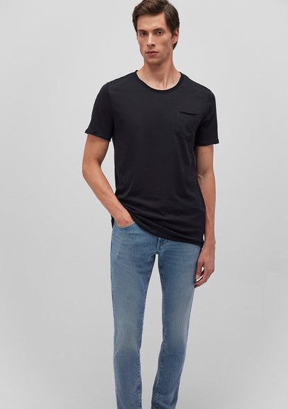 Black Basic T-shirt