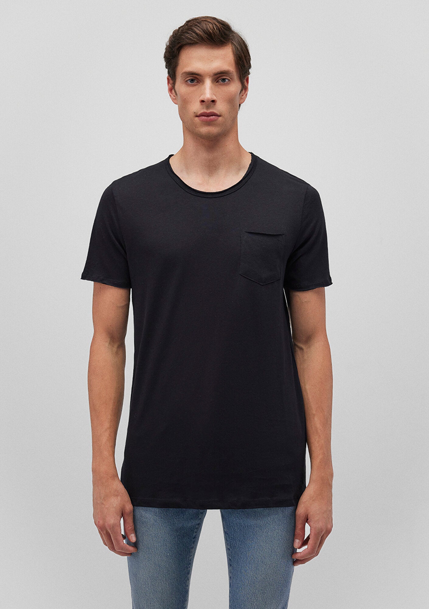 Black Basic T-shirt