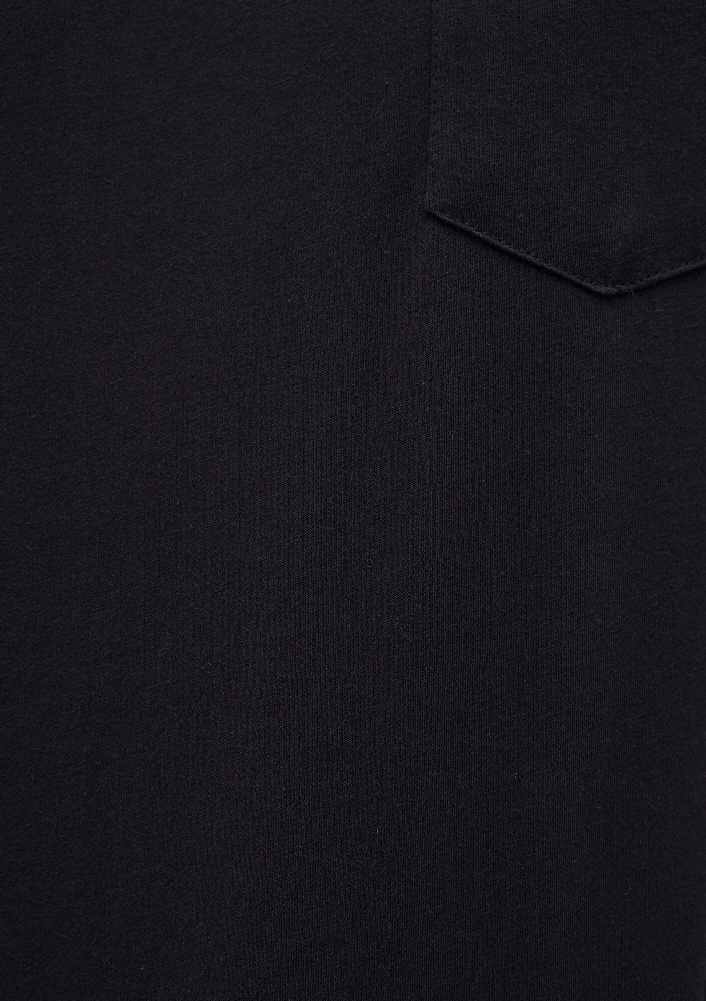 Black Basic T-shirt