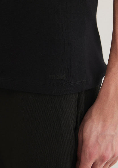 V Neck Siyah Basic T-Shirt