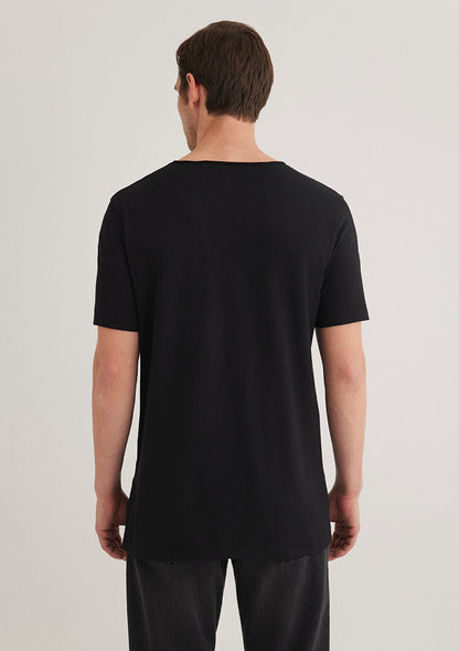 Black T-shirt