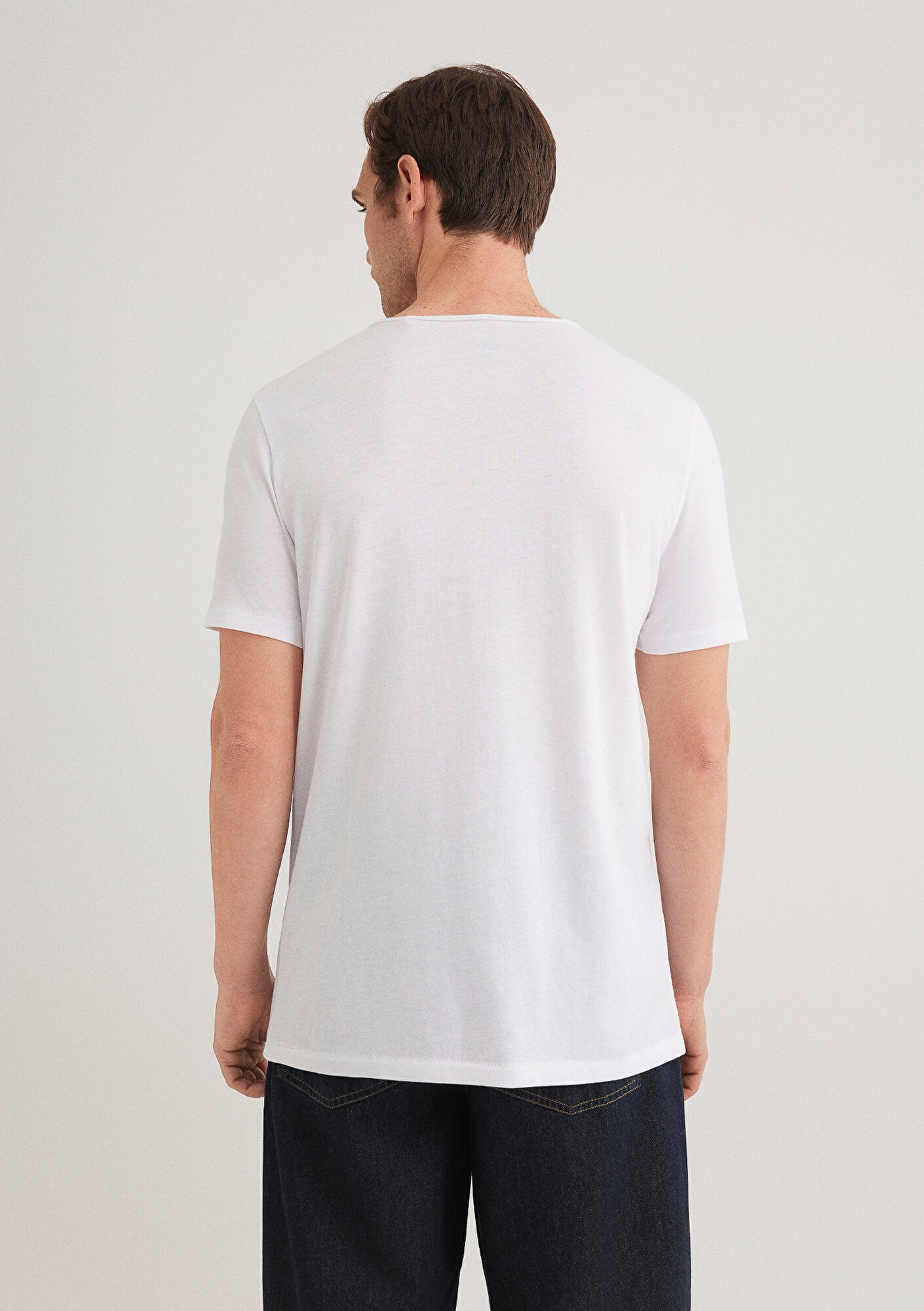 White T-shirt