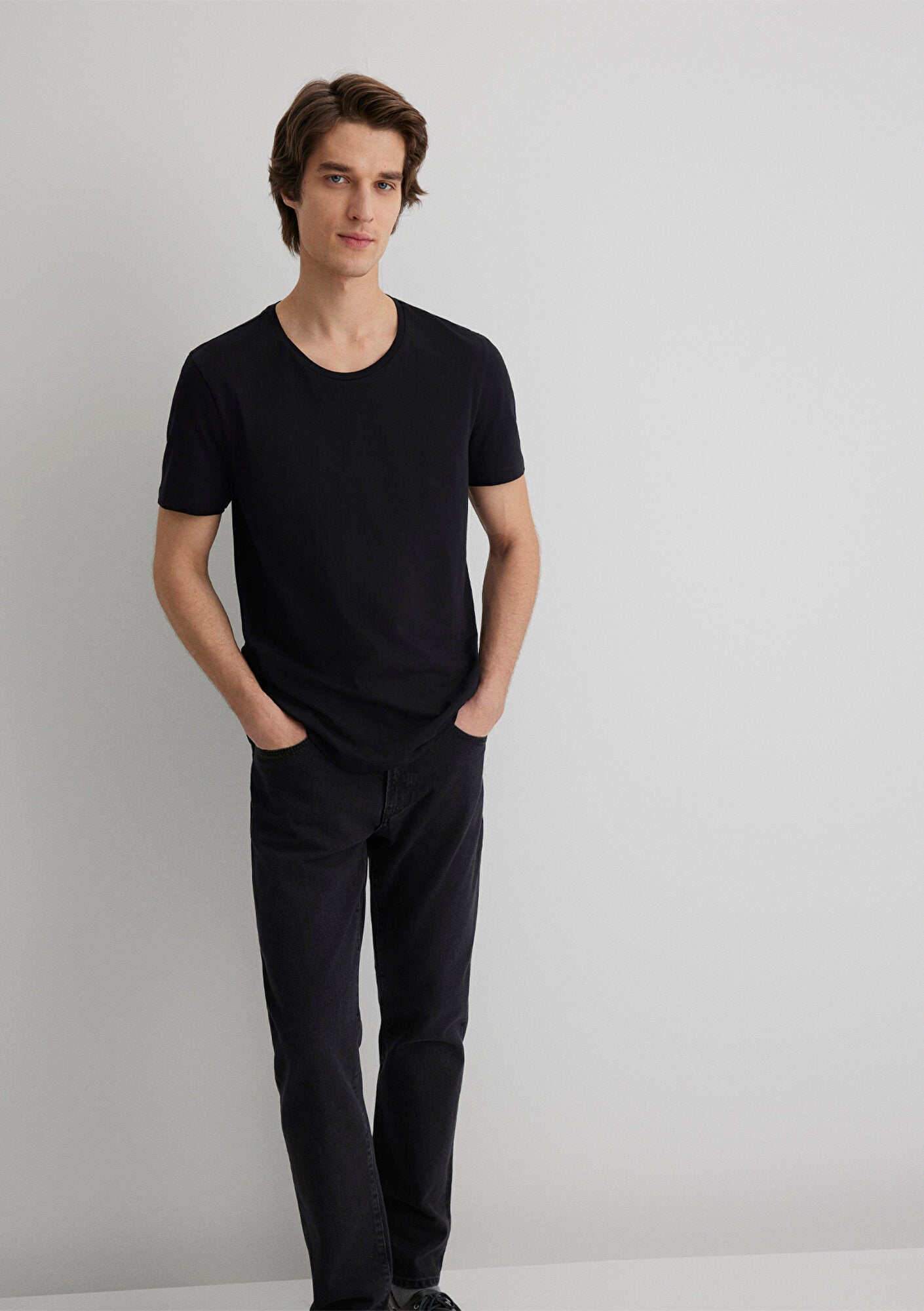 Black Basic Tshirt