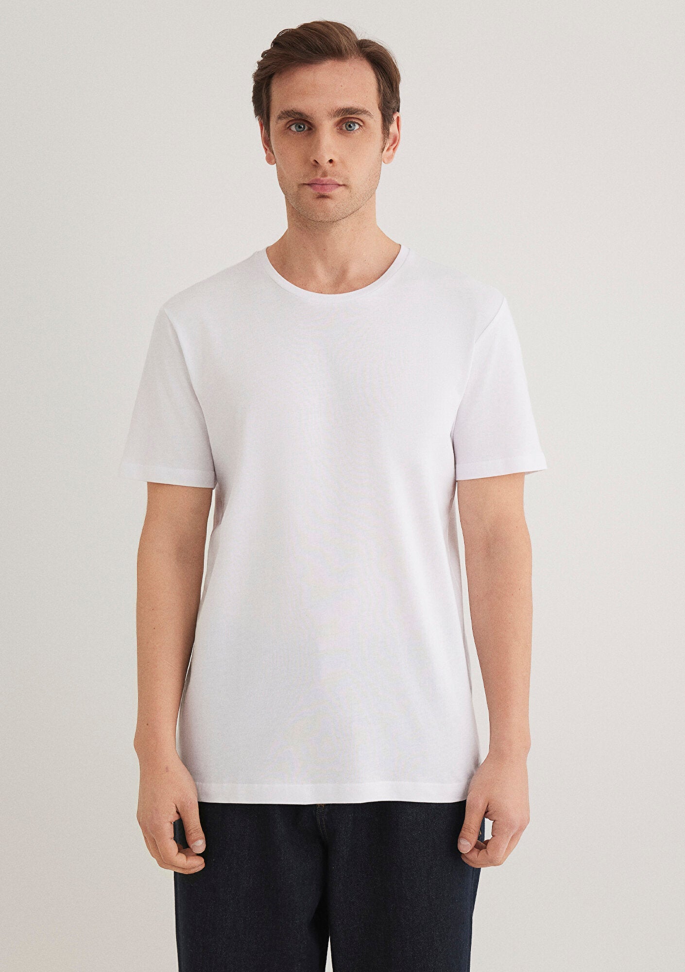 White T-shirt