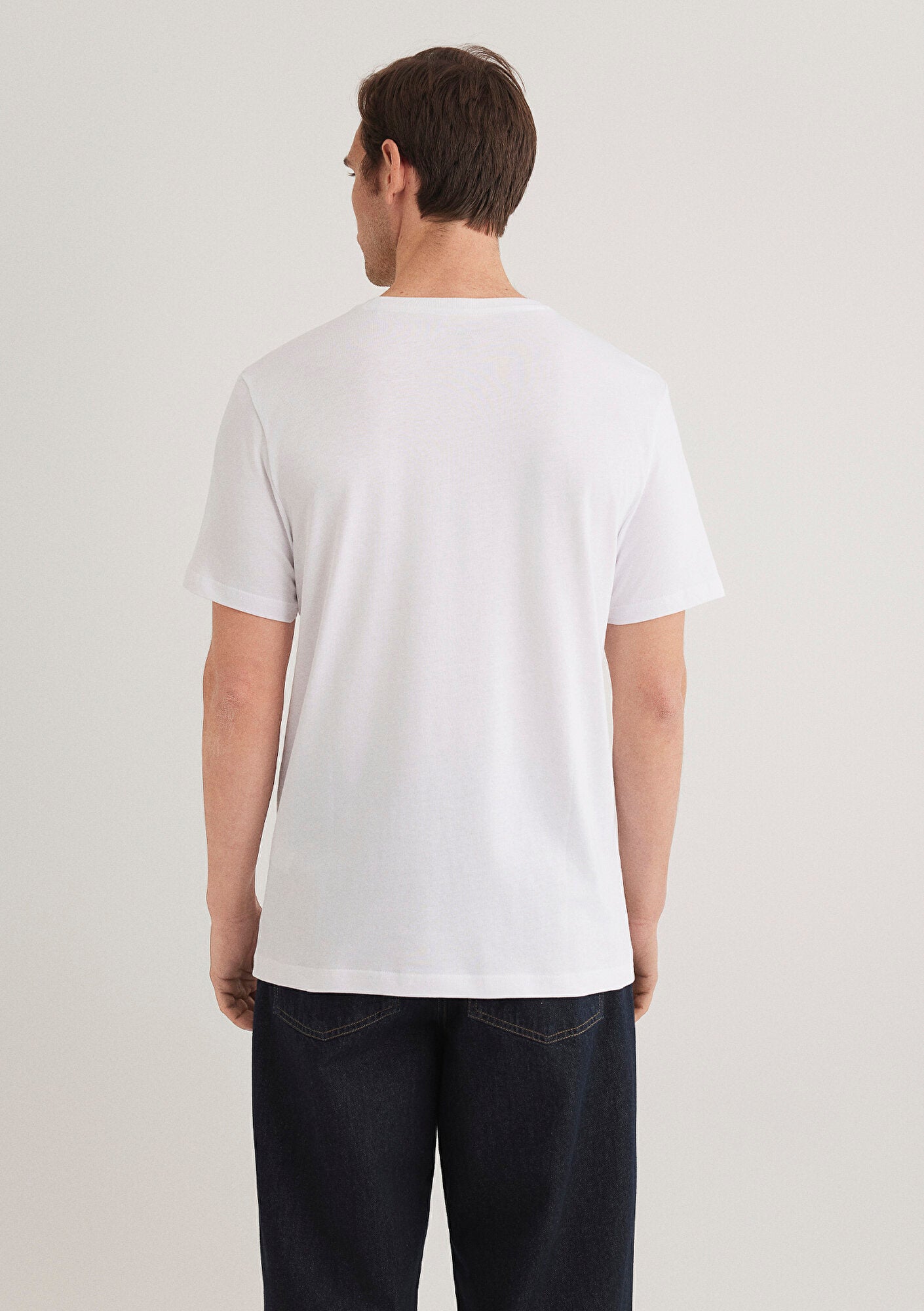 White T-shirt