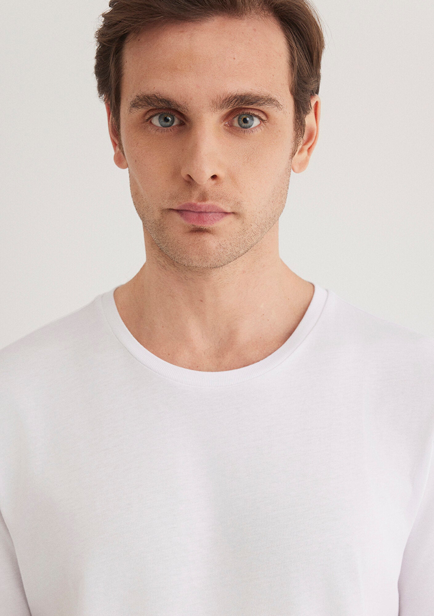 White T-shirt