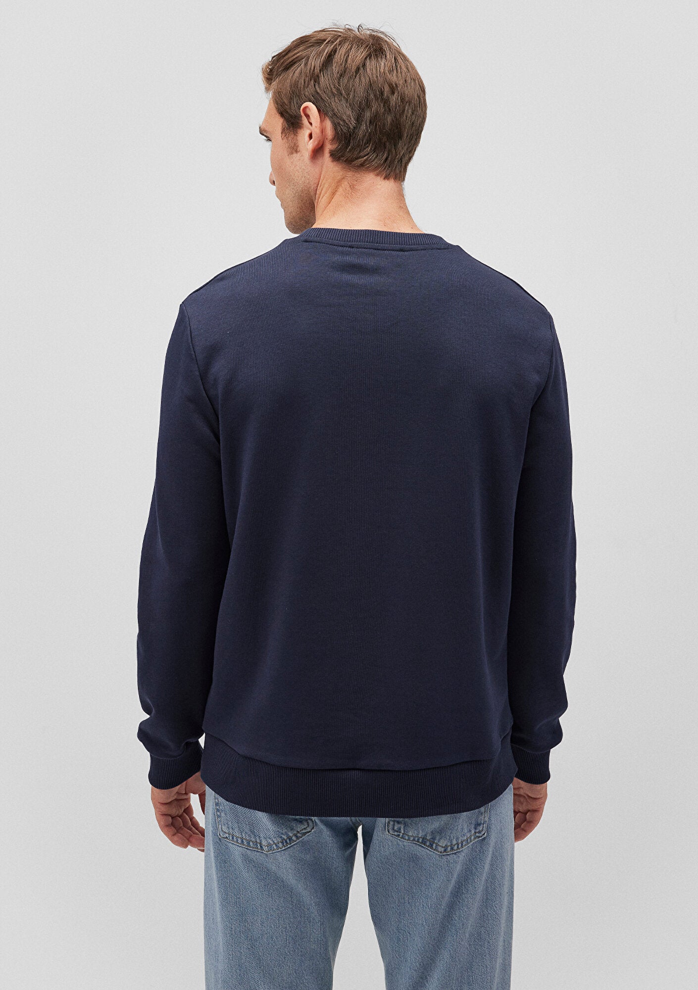 Crew Neck Navy Basic Sweatshirt