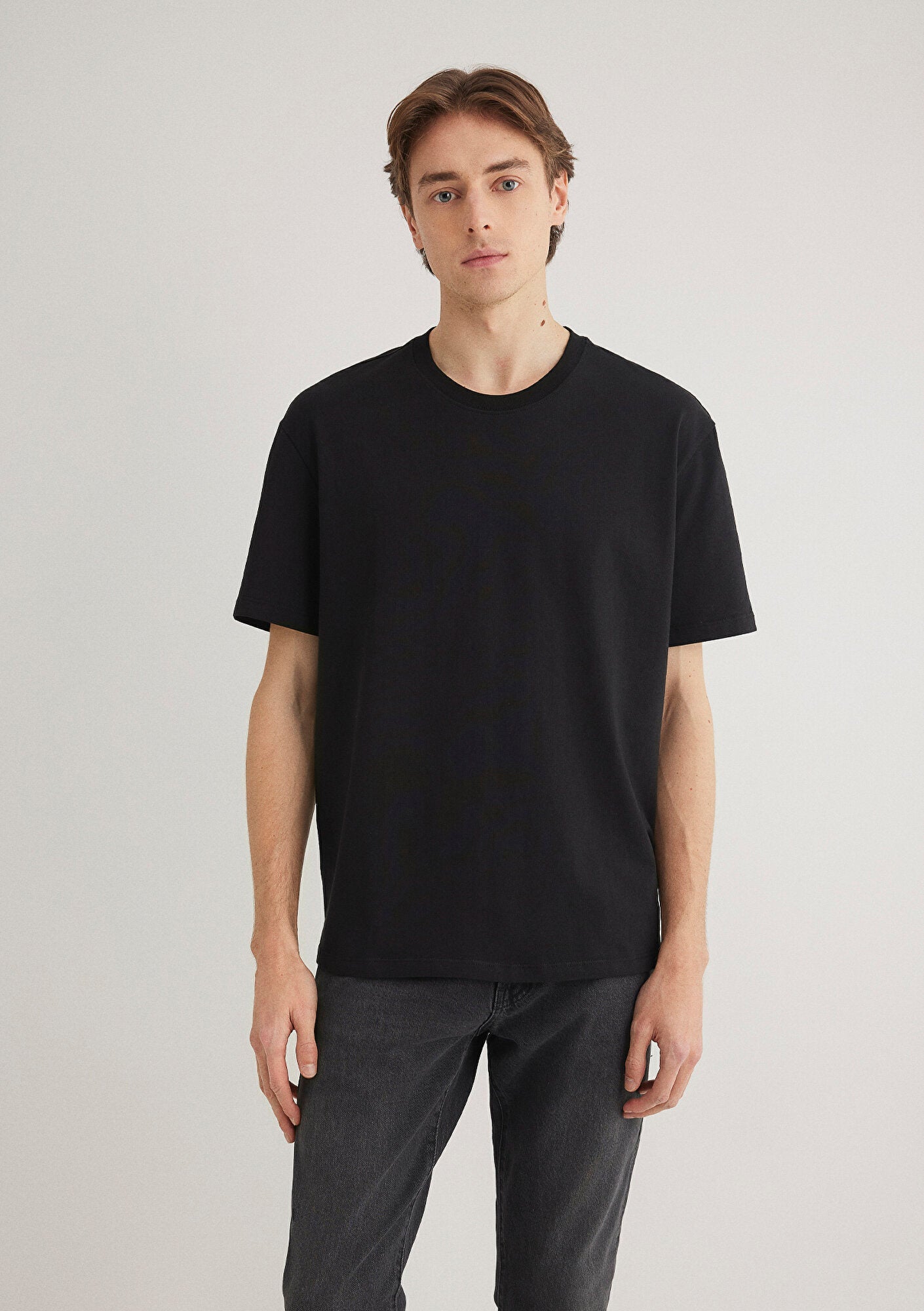Crew Neck Black Basic T-Shirt