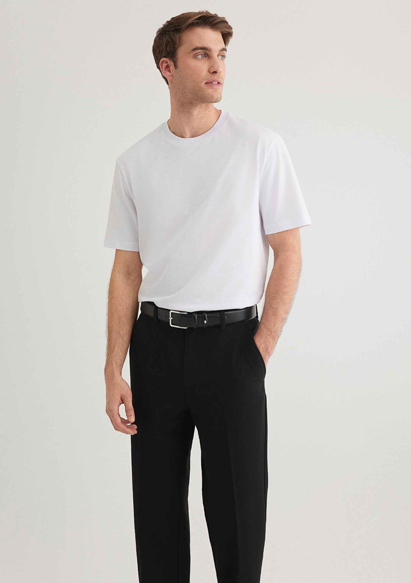 Crew Neck White Basic T-Shirt