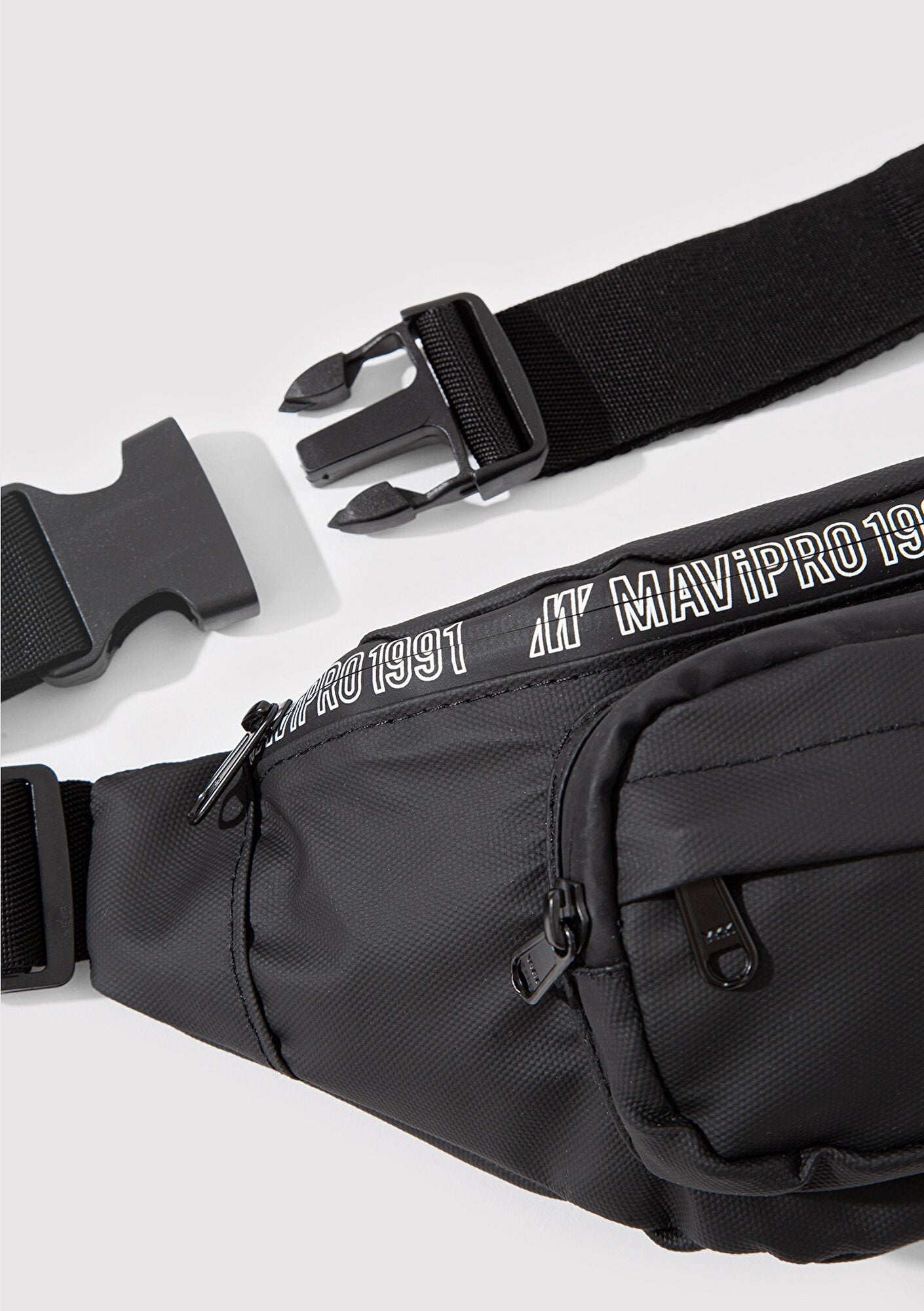 Black Belt Bag