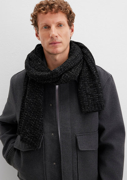 Black Scarf
