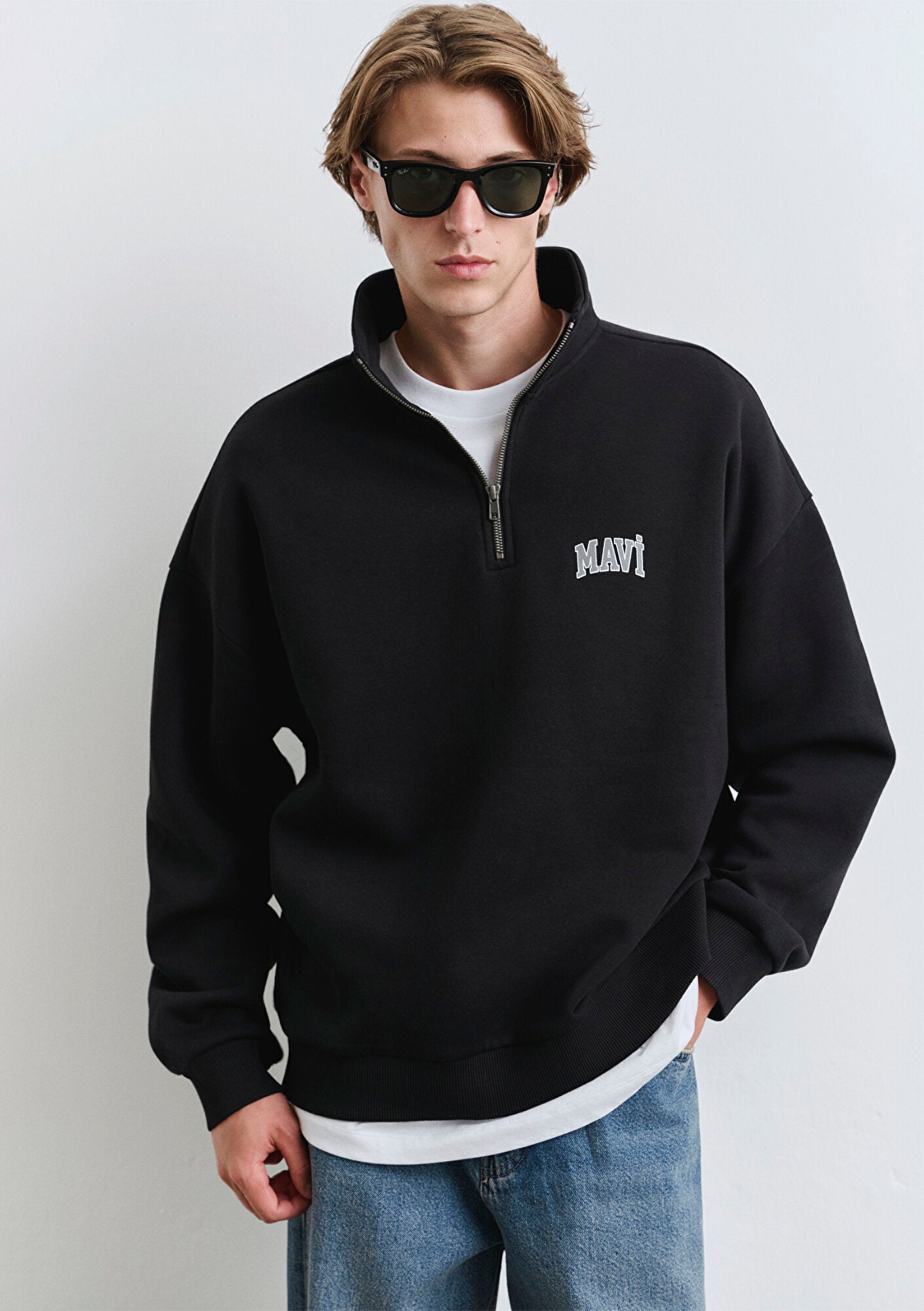 Mavi Logo Printed Half Zip Black Sweatshirt