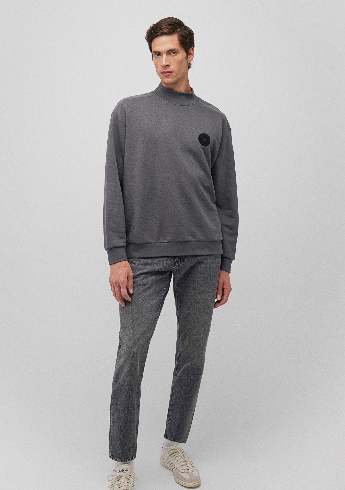 Grey Sweatshirt