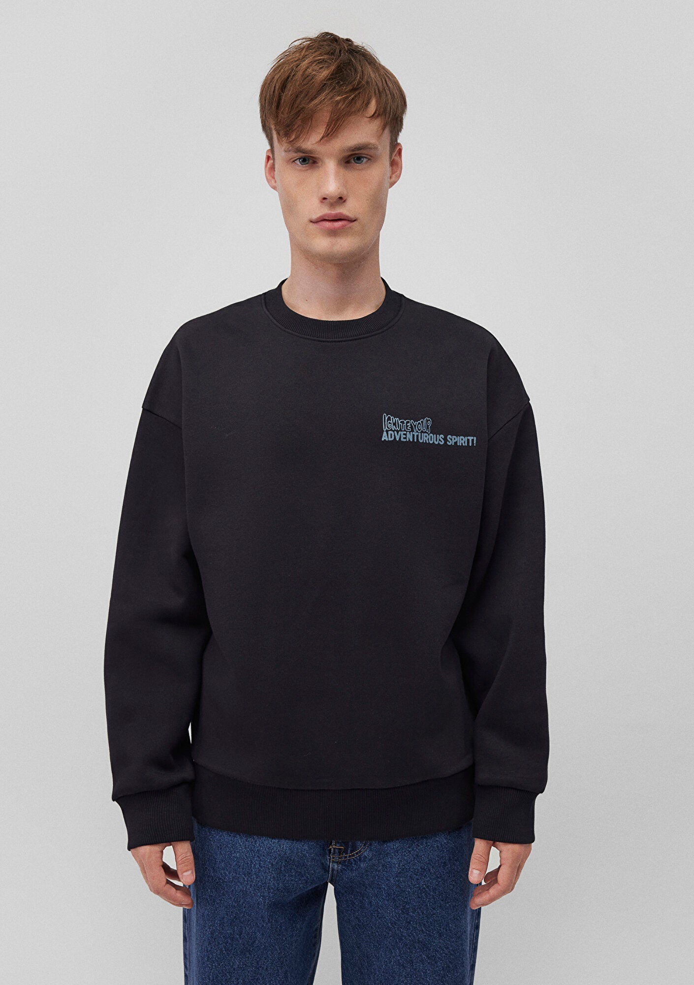 Black Sweatshirt