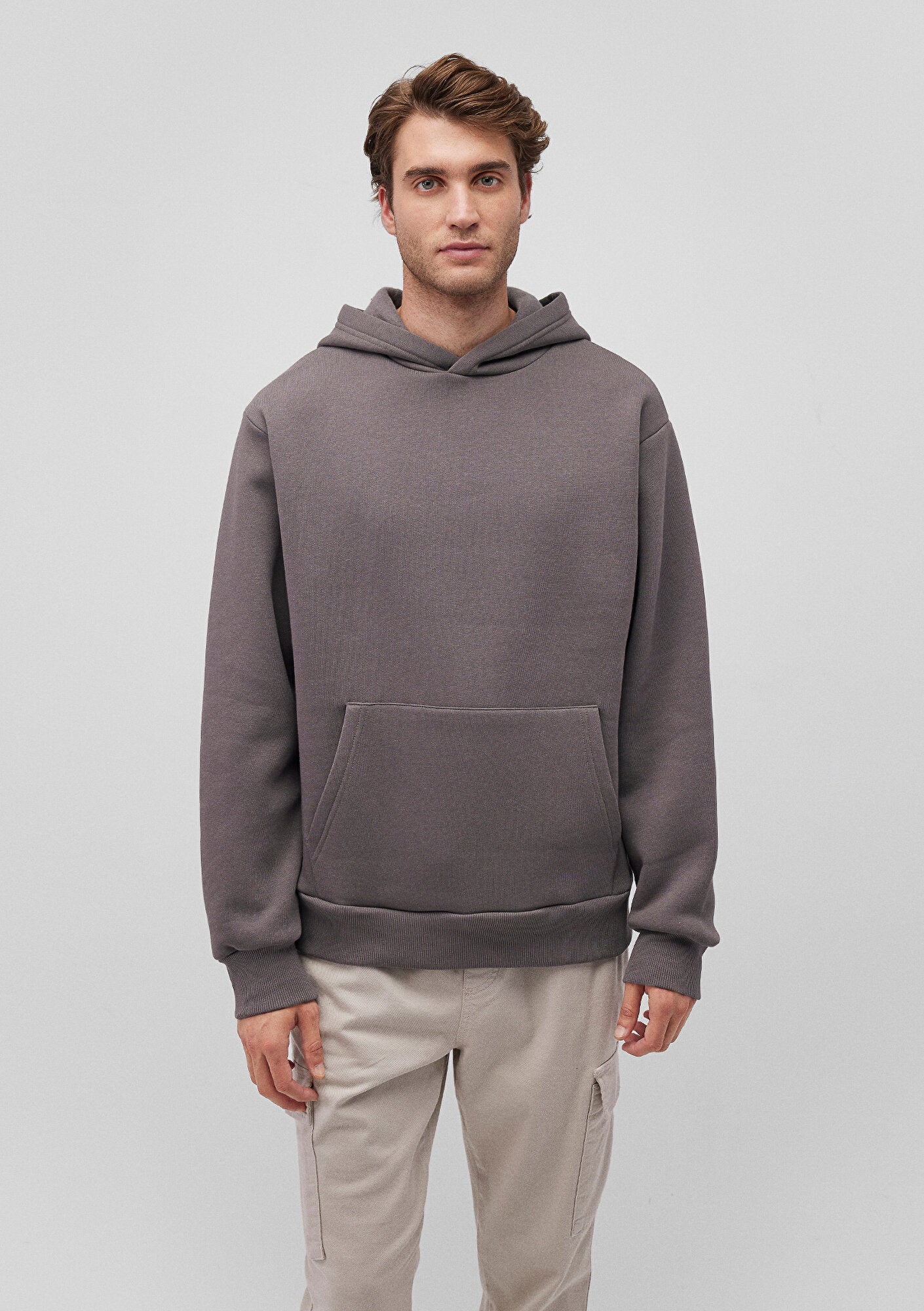 Hooded Grey Basic Sweatshirt