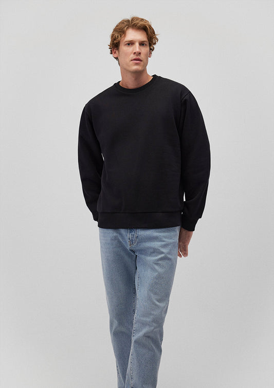 Crew Neck Black Basic Sweatshirt