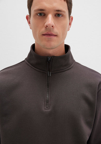 Half Zip Brown Basic Sweatshirt
