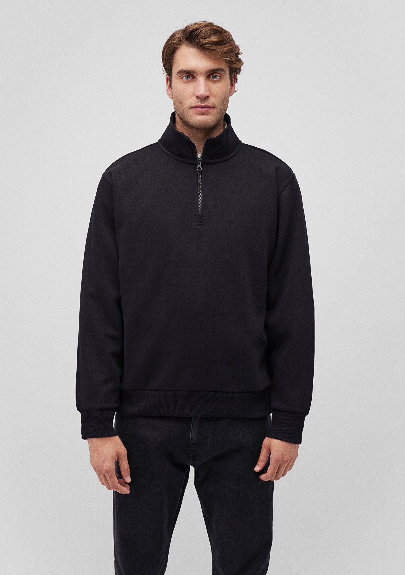 Half Zip Black Basic Sweatshirt
