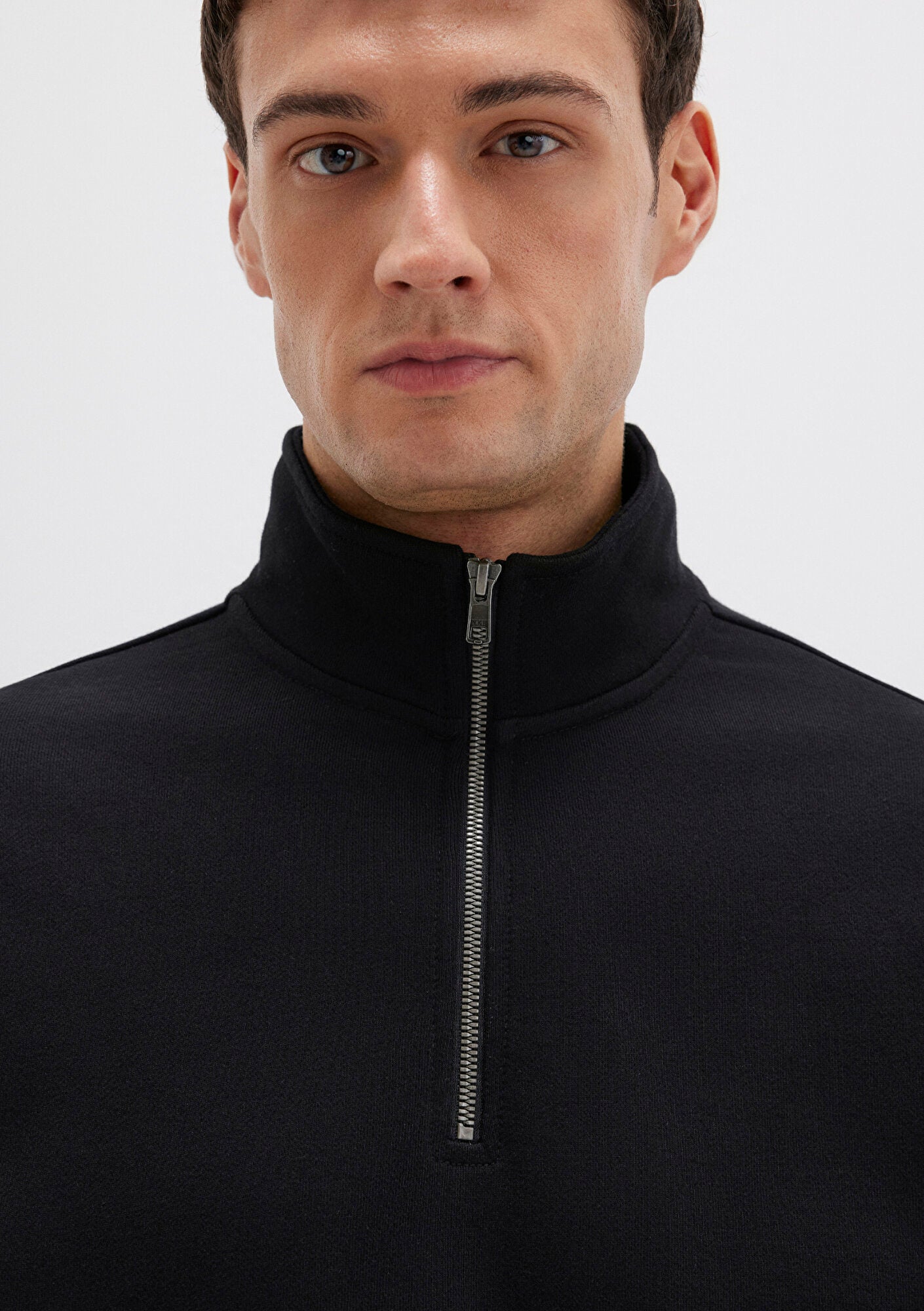 Half Zip Black Basic Sweatshirt