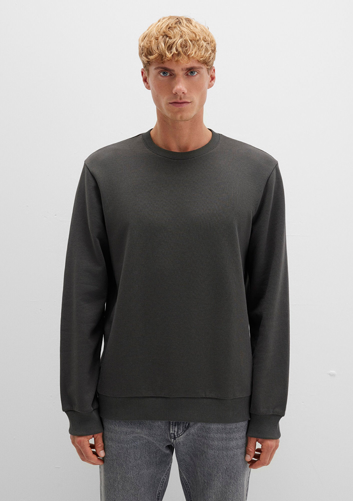 Crew Neck Green Sweatshirt