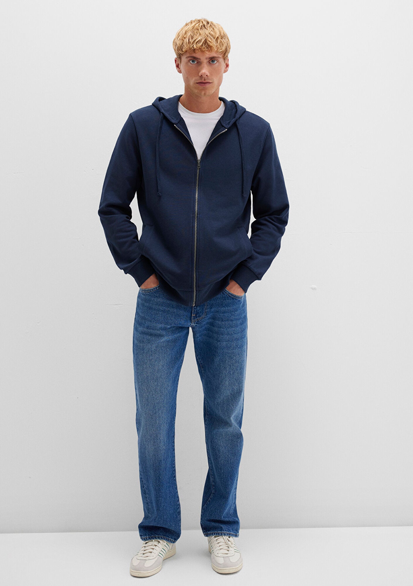 Crew Neck Navy Sweatshirt