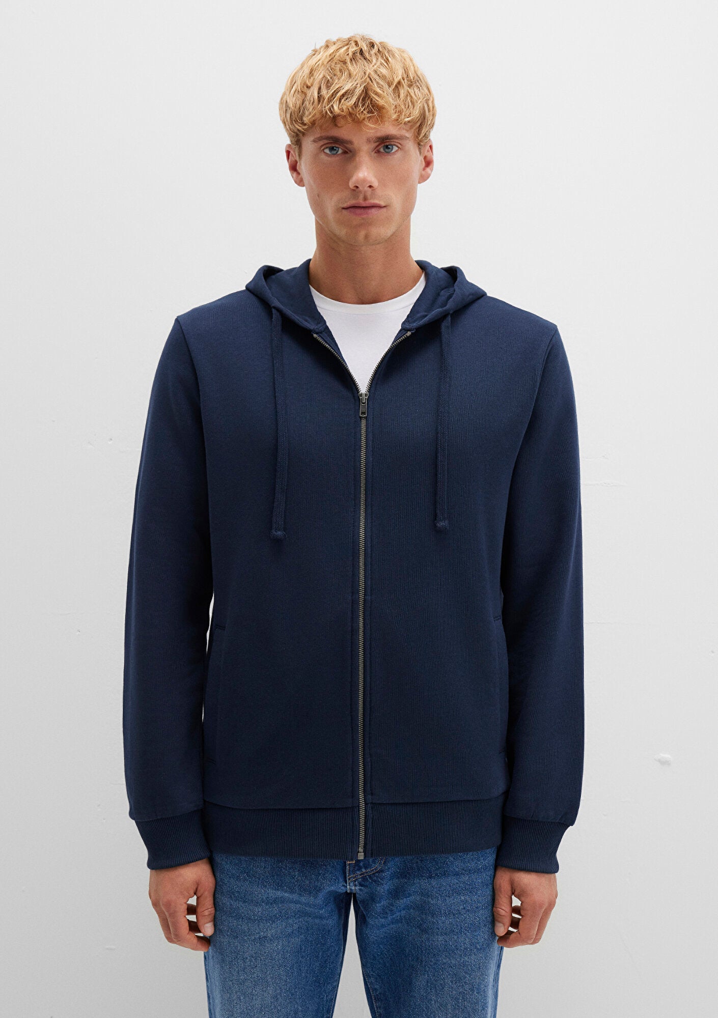 Crew Neck Navy Sweatshirt