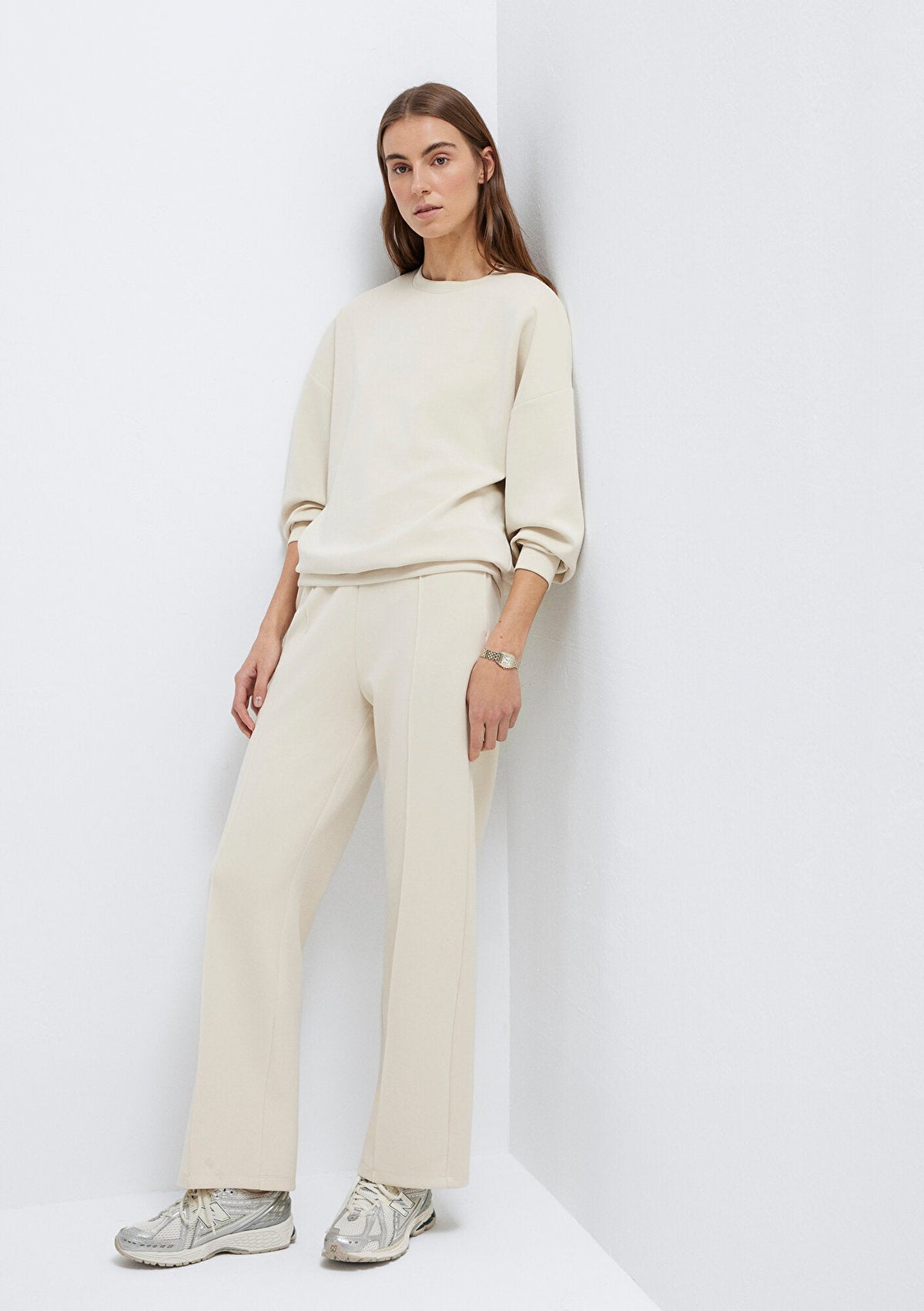 Sporty Lux (Tencel™) Ecru Sweatpants