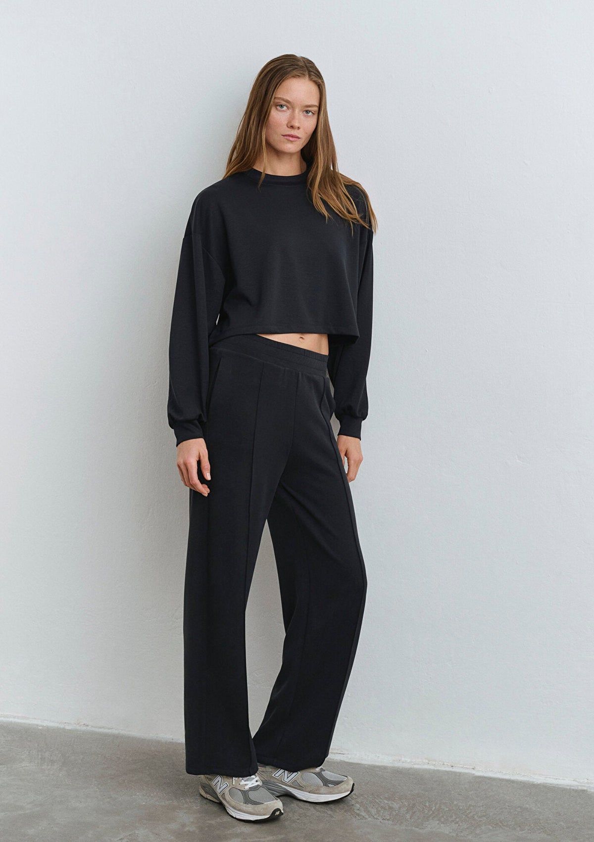 Sporty Lux Black Tencel Tm Modal Sweatpants