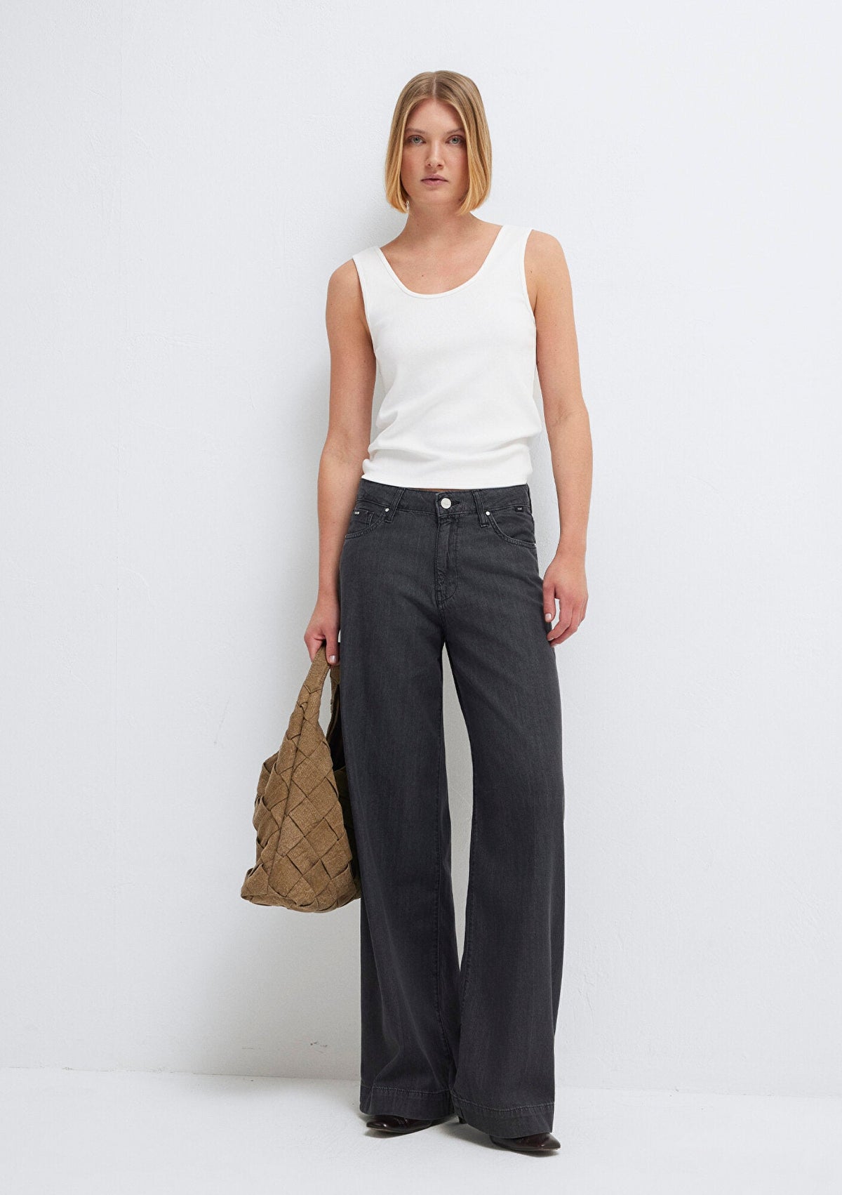 Remy Deep Smoke Mavi Edition Jean Pants