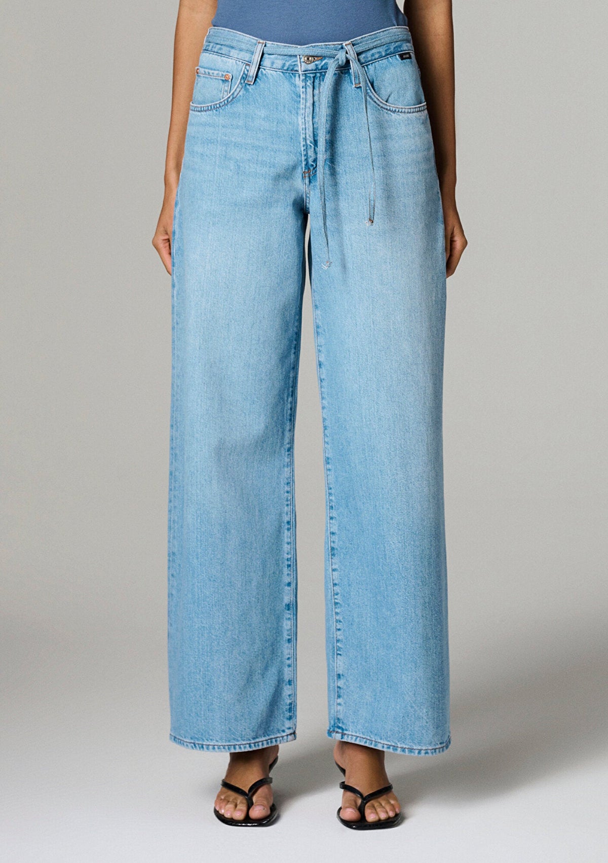 Wendy Light Classic Denim