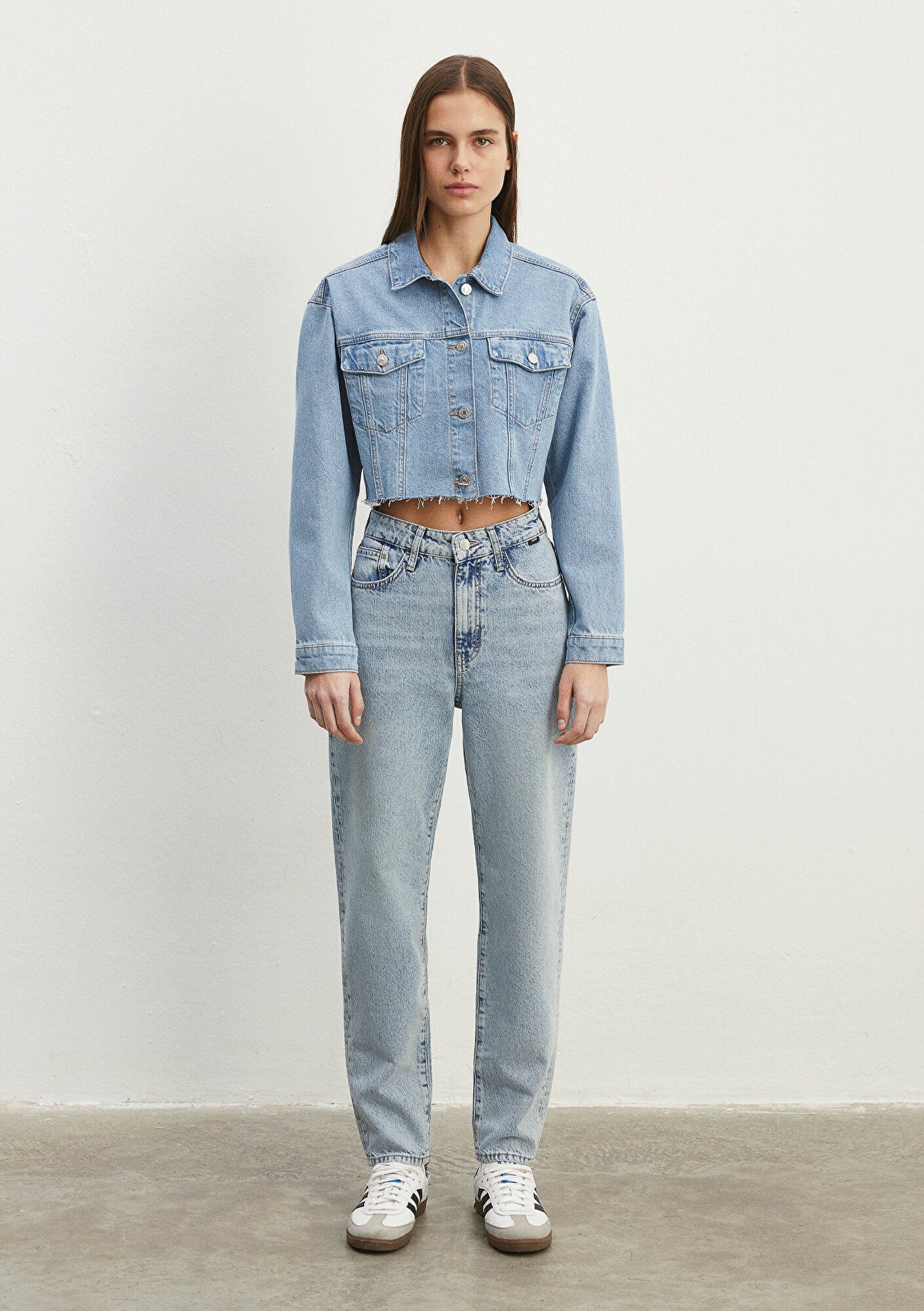 Brenda Mid Blue 90s Jean Jacket