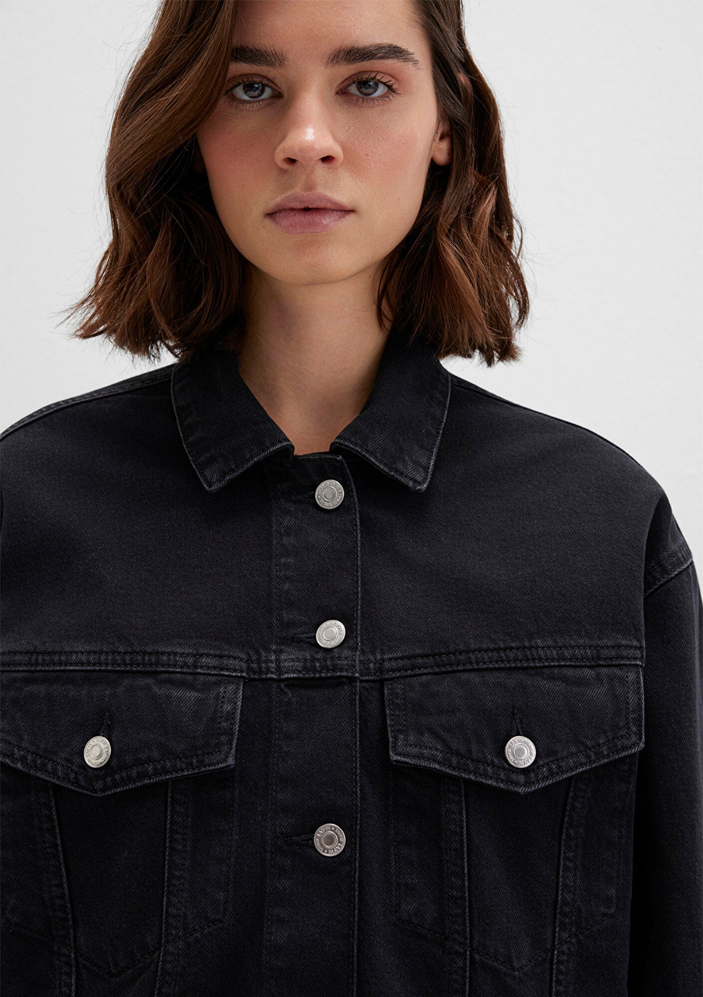 Luna Dark Smoke 90s Jean Jacket