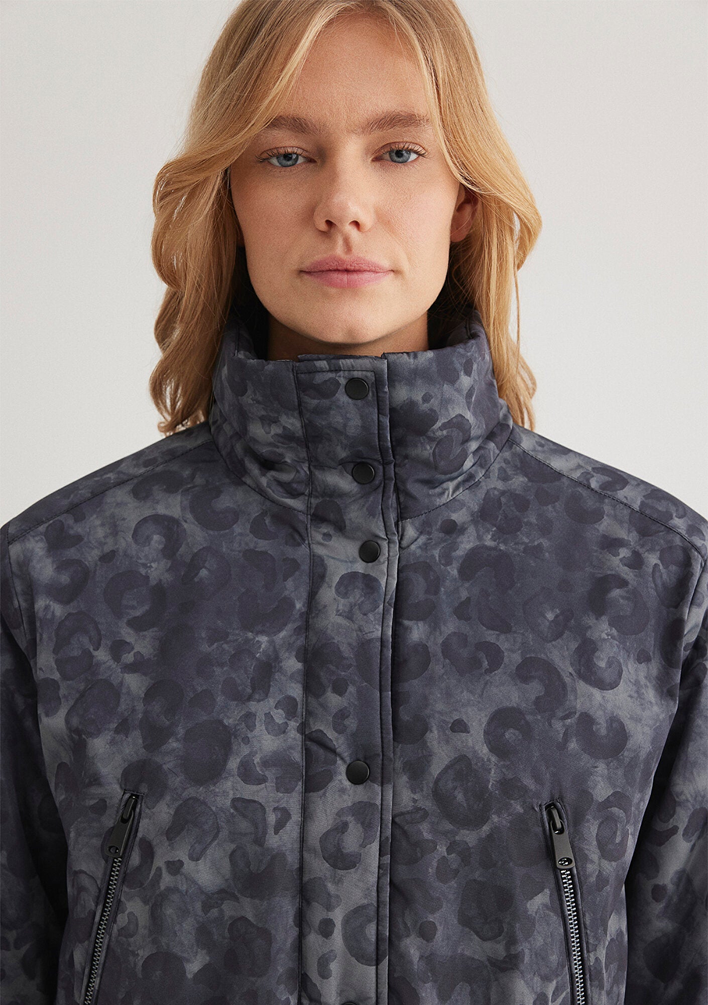 Printed Anthracite Crop Jacket