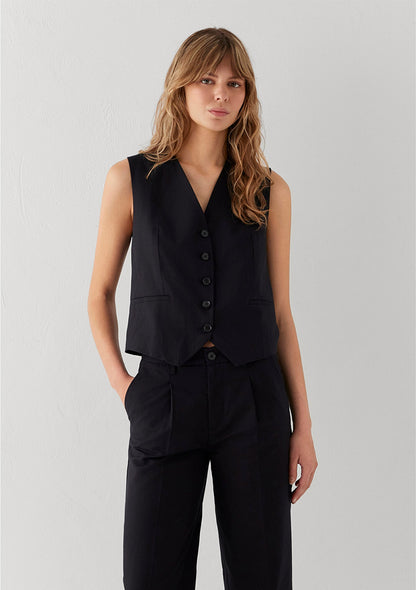 Black Vest