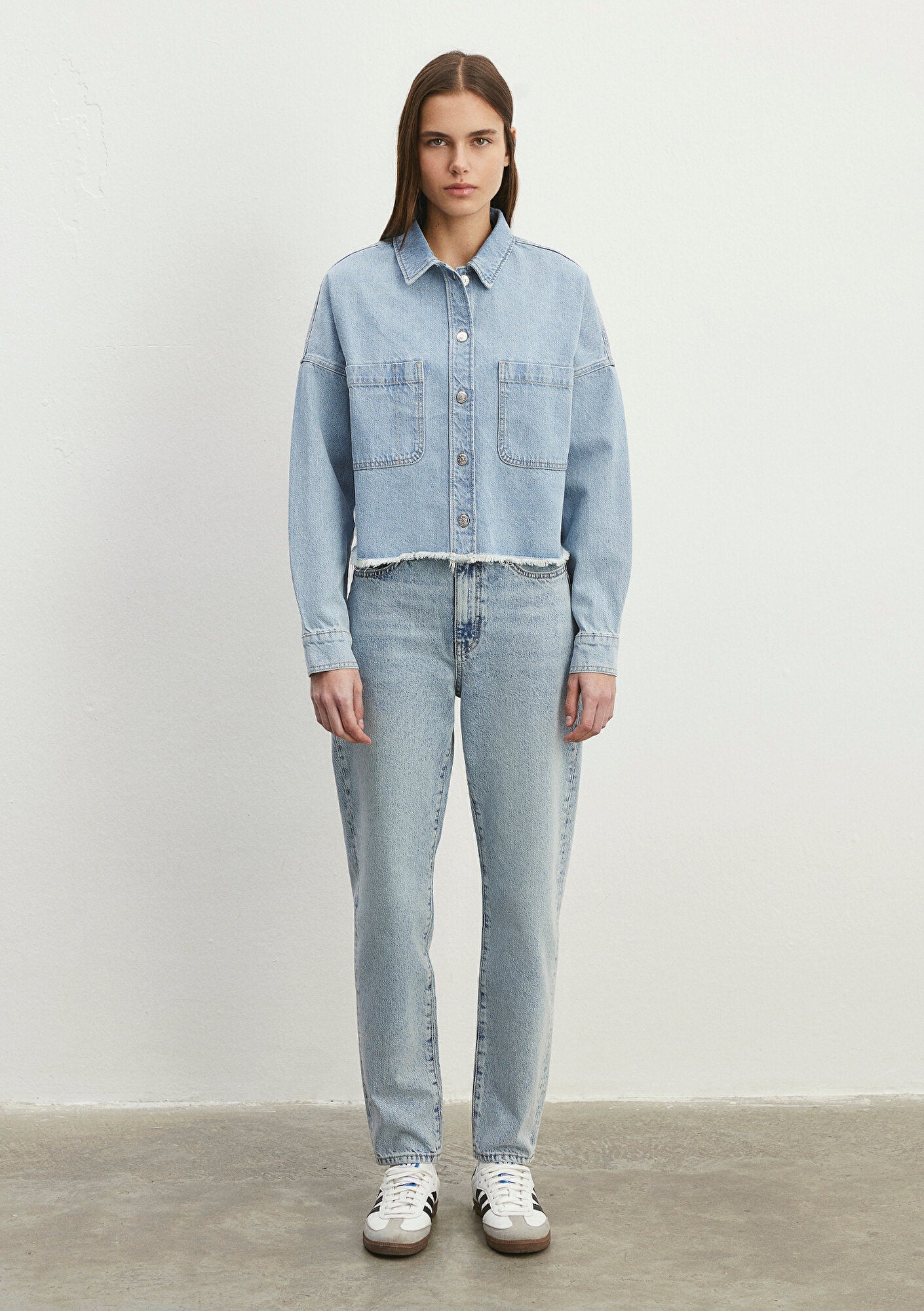 Willow Light Blue 90s Jean Shirt