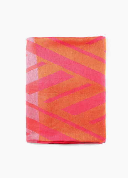 12440005-Track shawl-Fuchsia