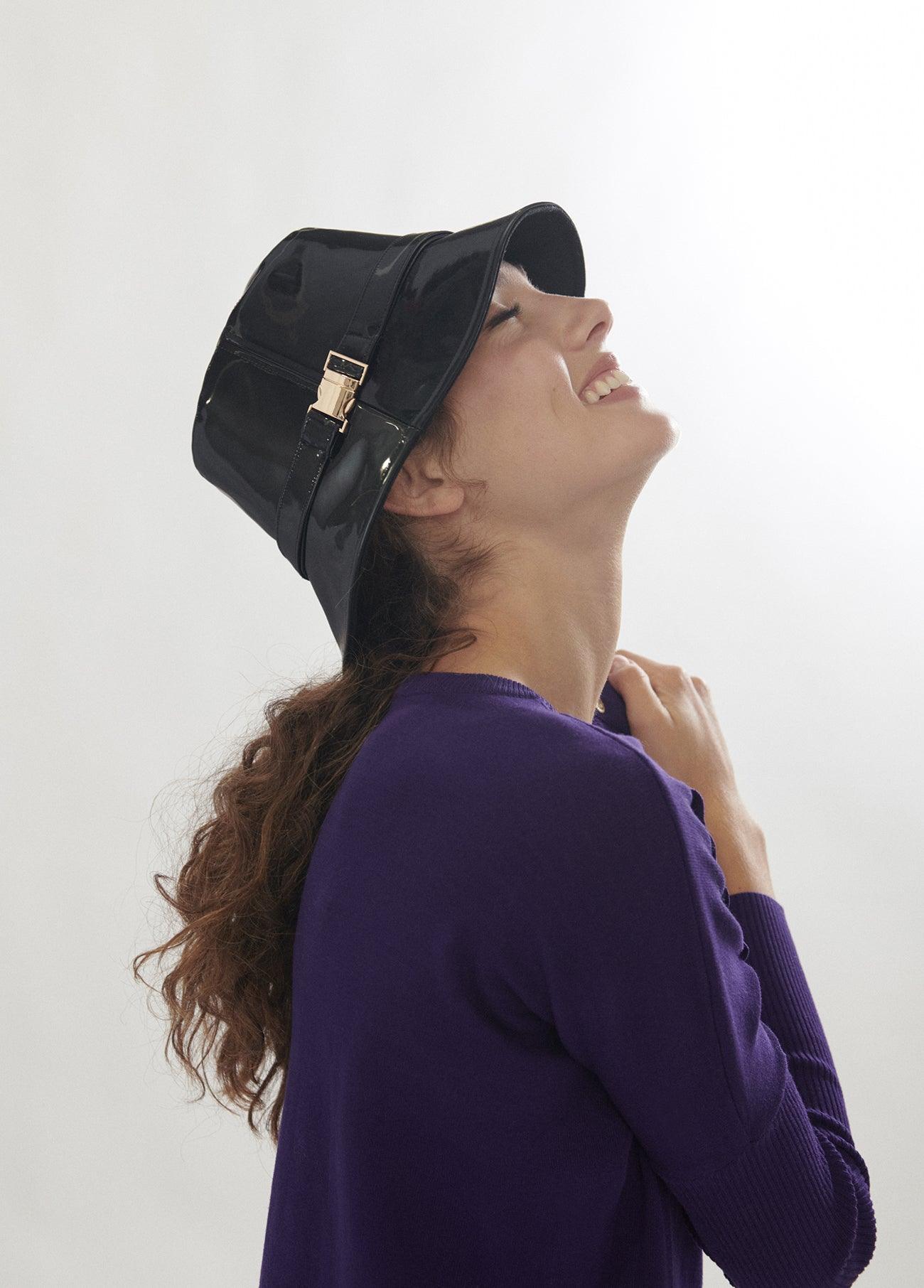 12443015-Patent leather bucket hat with lobster clasp-Black