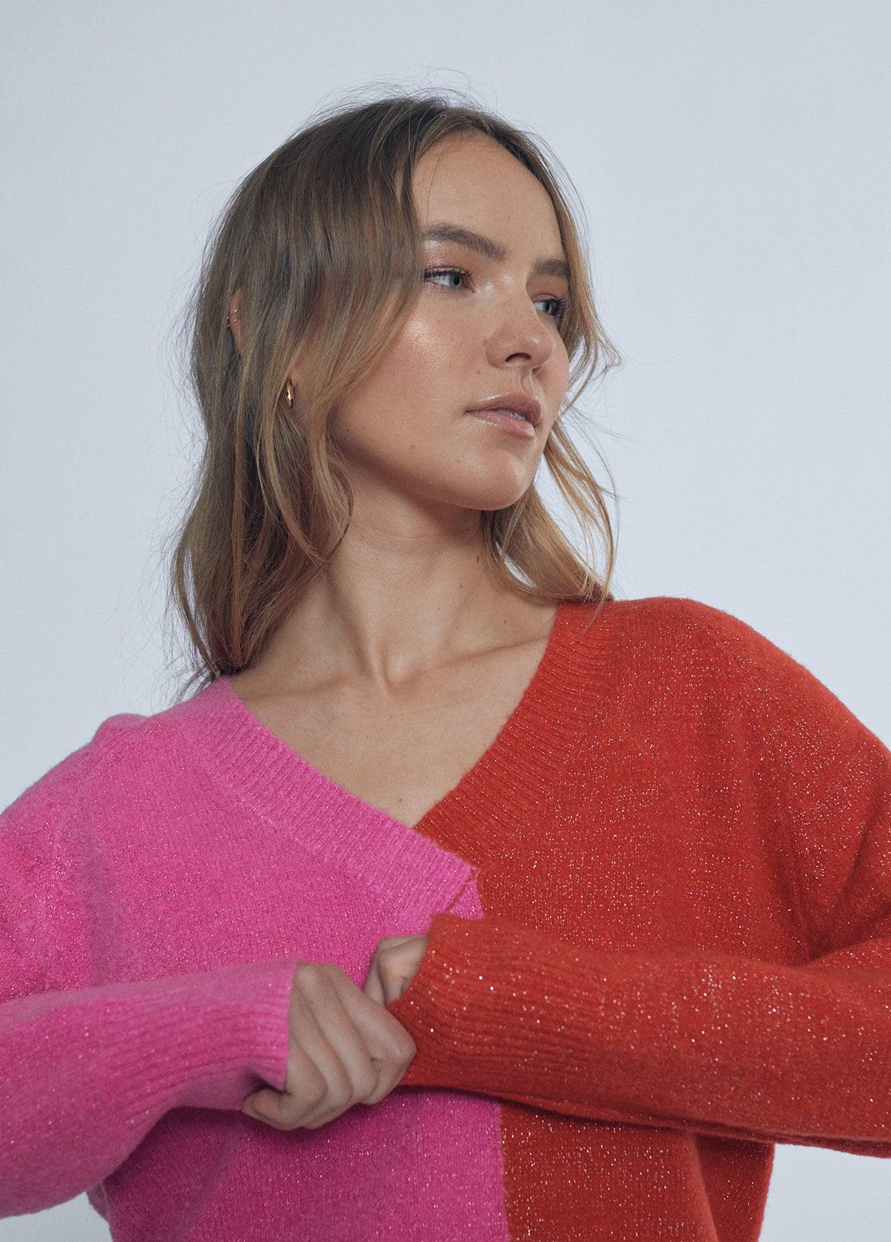 12461017-Two-tone flowing sweater-Red