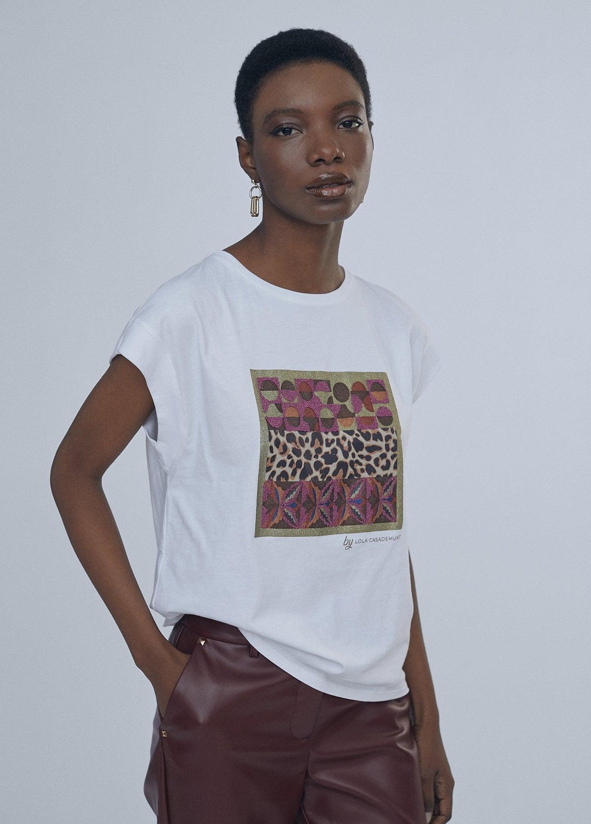 12462017-Short sleeve geometric detail T-shirt-White