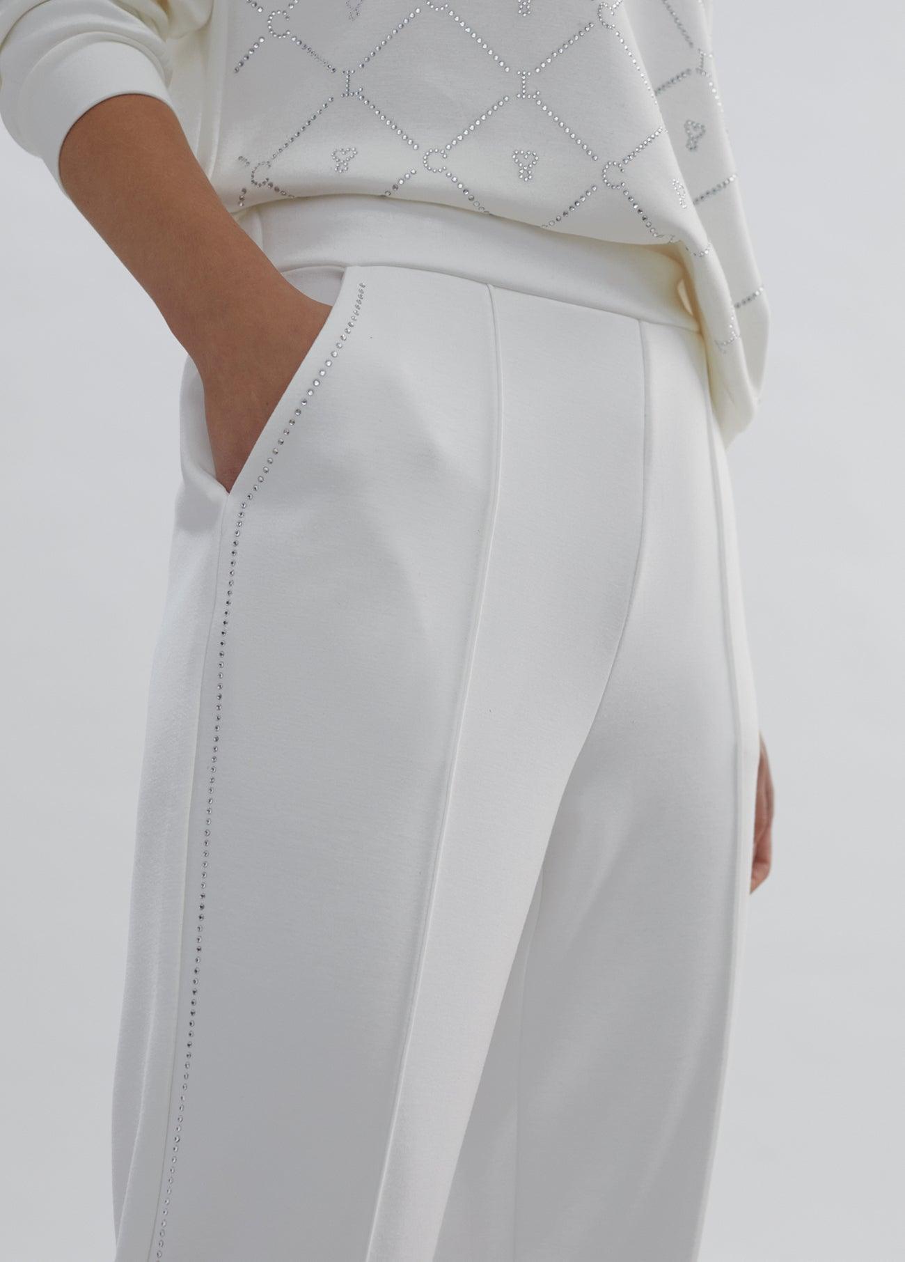 12467011-Trousers with an elastic waistband-White