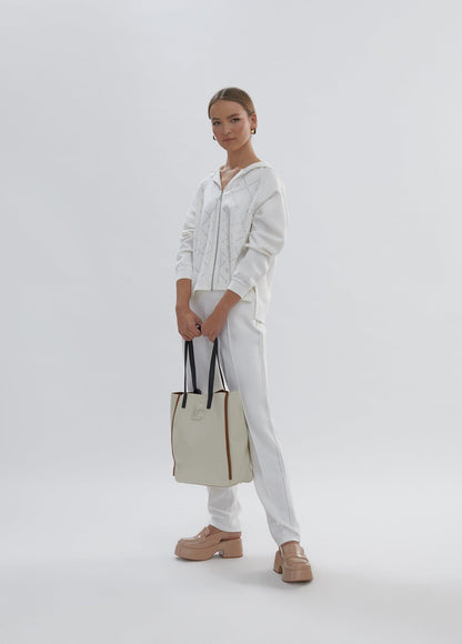12467011-Trousers with an elastic waistband-White