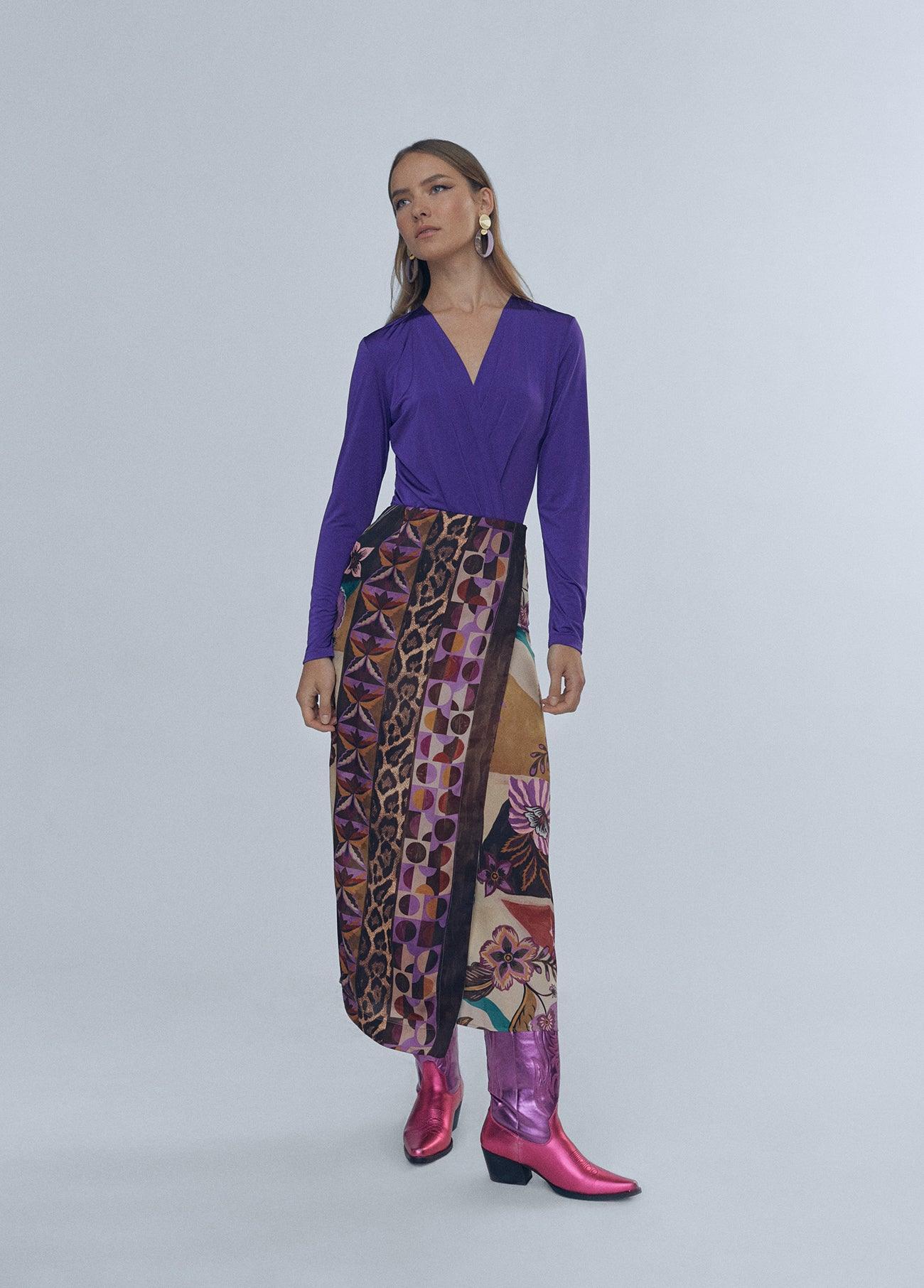 12468009-Asymmetric printed skirt-Raw