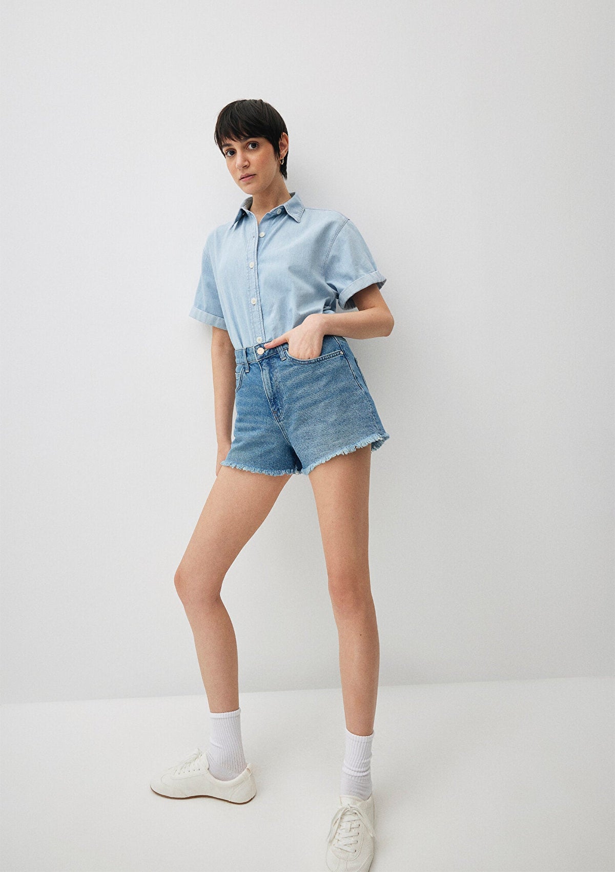 Cherry Mid Shaded 90S Jean Shorts