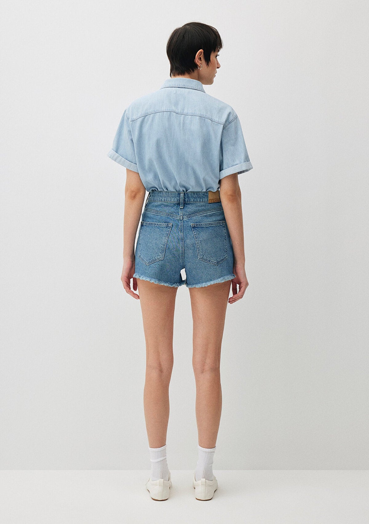 Cherry Mid Shaded 90S Jean Shorts