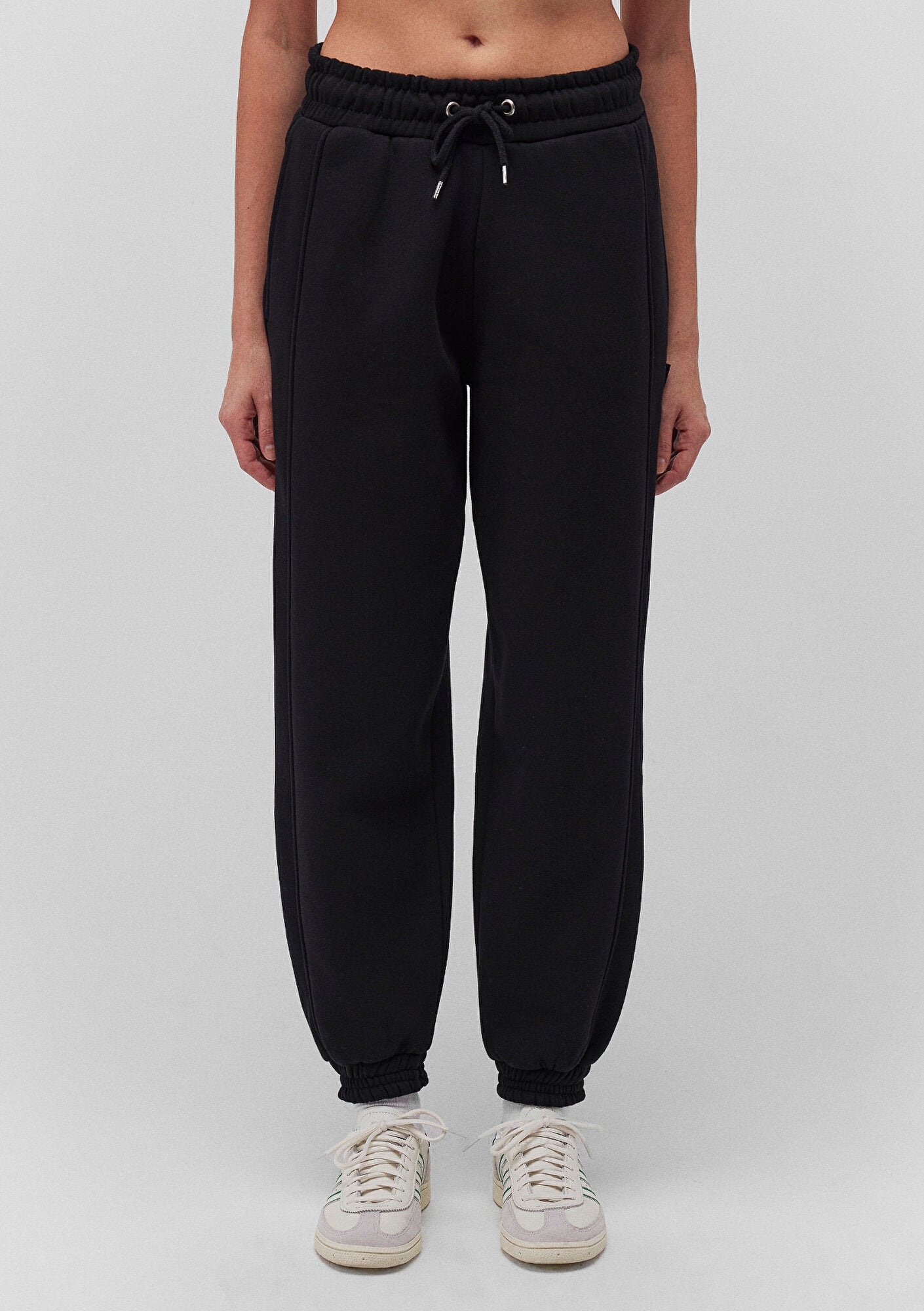 Black Basic Sweatpants