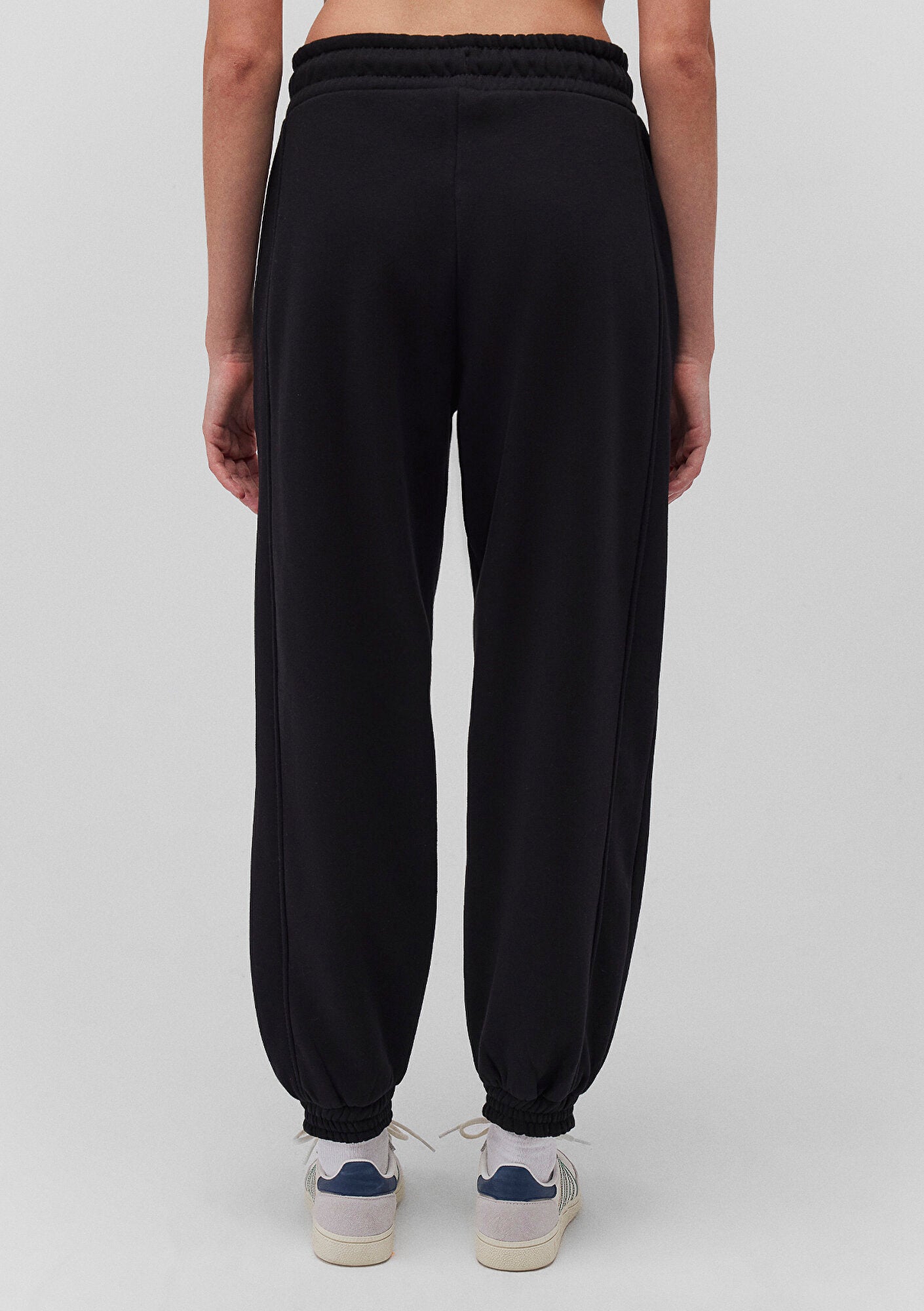 Black Basic Sweatpants