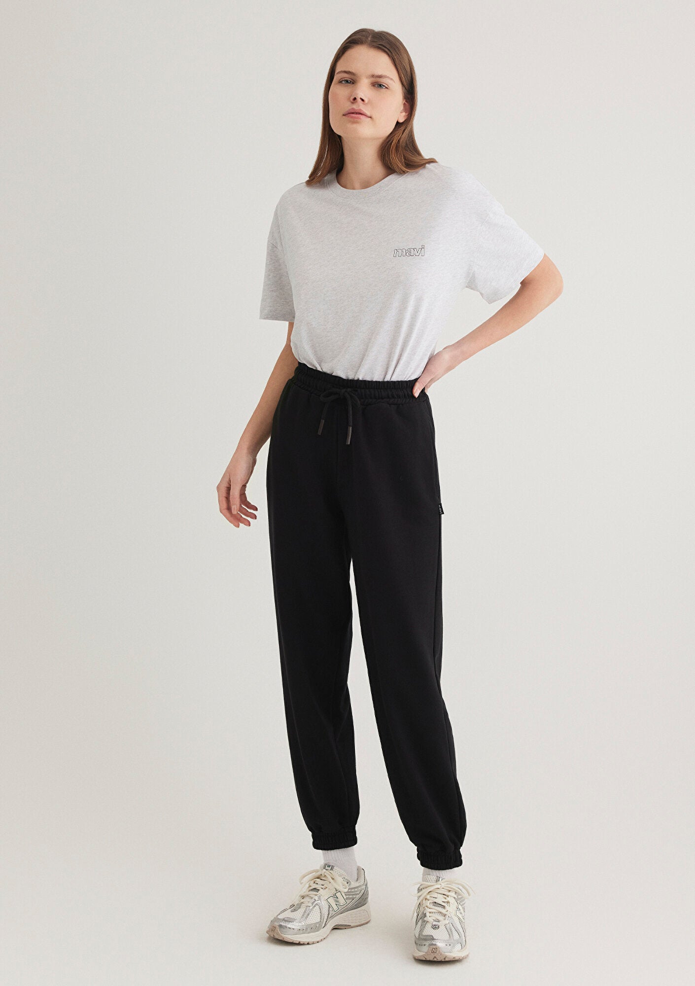 Black Basic Sweatpants