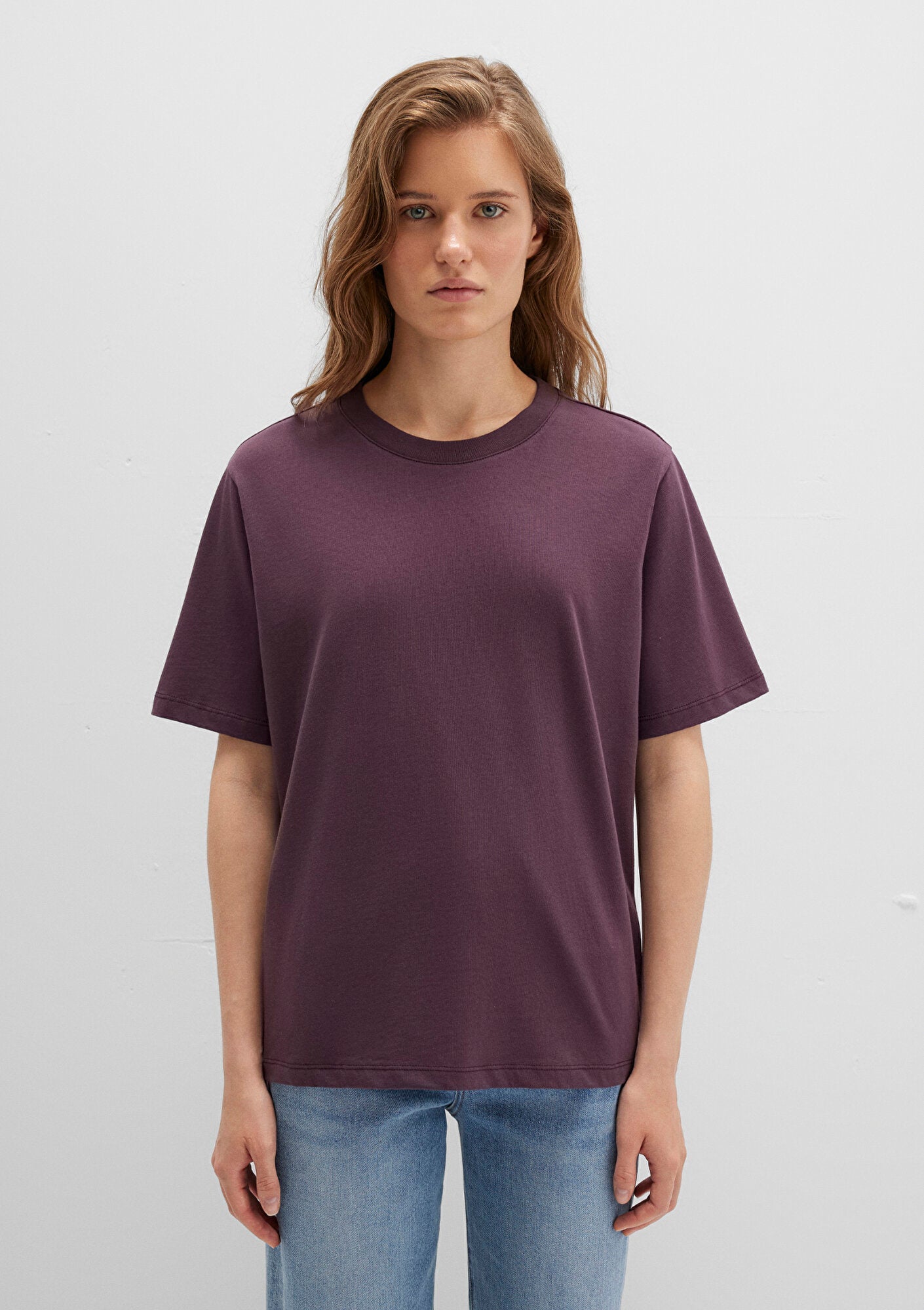 Crew Neck Burgundy Basic T-Shirt