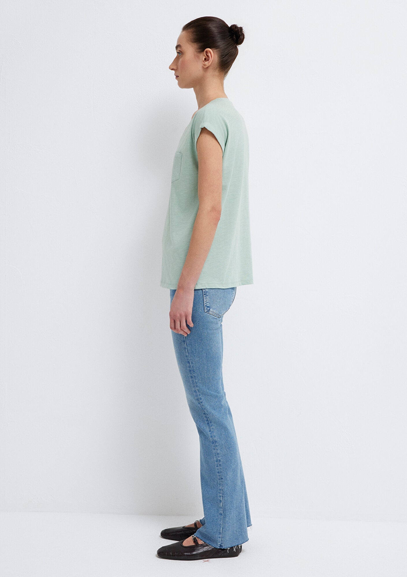 V-Neck Green Basic T-Shirt