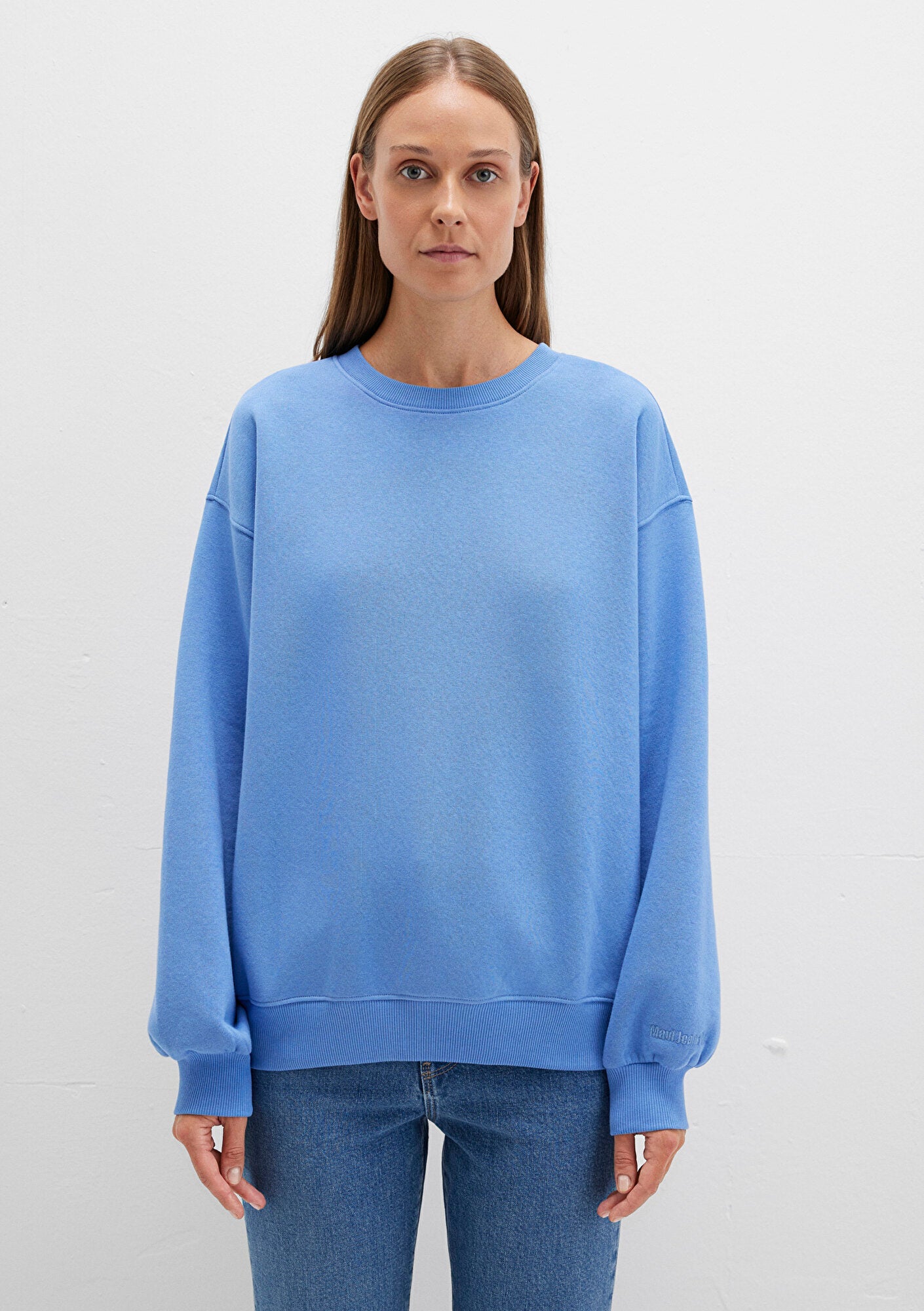 Crew Neck Navy Basic Sweatshirt